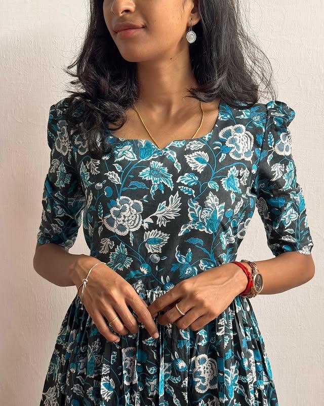 *Women's Floral Dress - Comfortable & Stylish*