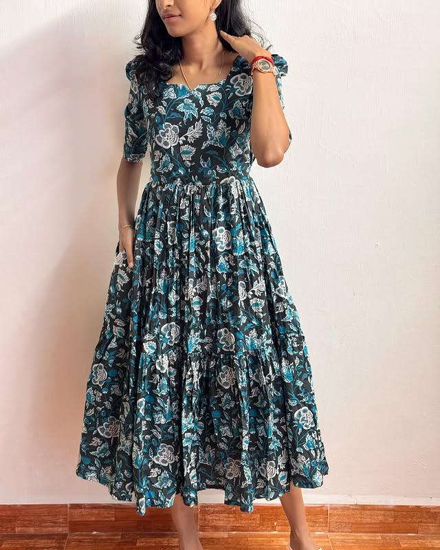 *Women's Floral Dress - Comfortable & Stylish*