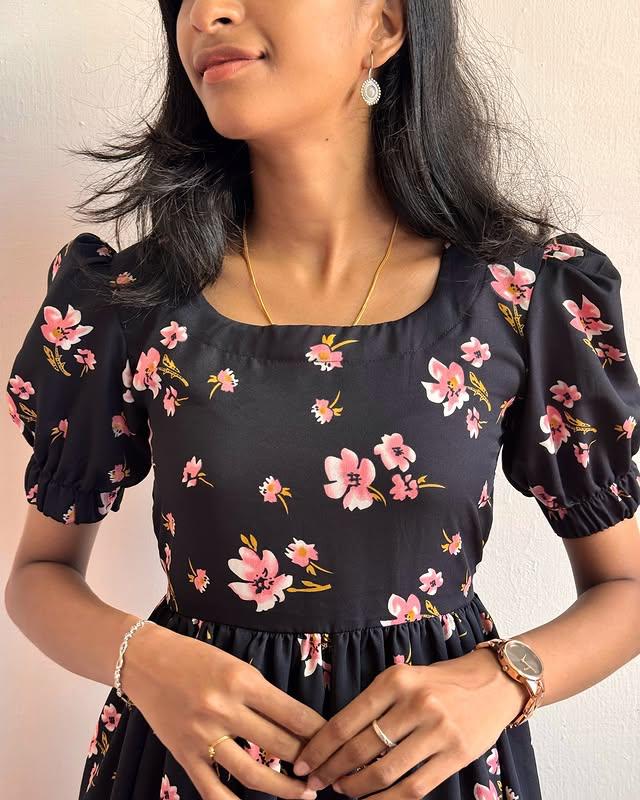 Elegant Black Cherry Blossom Maxi Dress: Soft Cotton