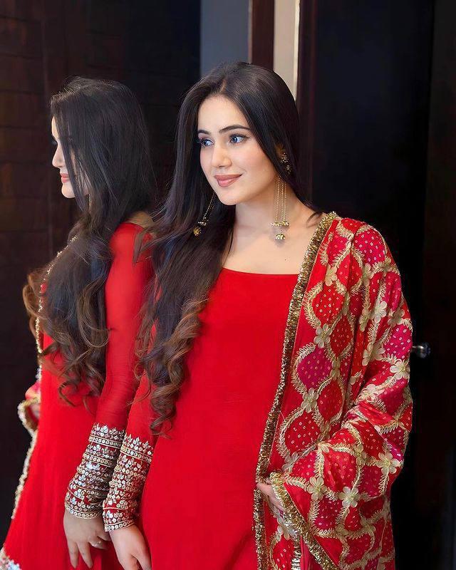 1008 RED PATOLA SUIT ♥️✨